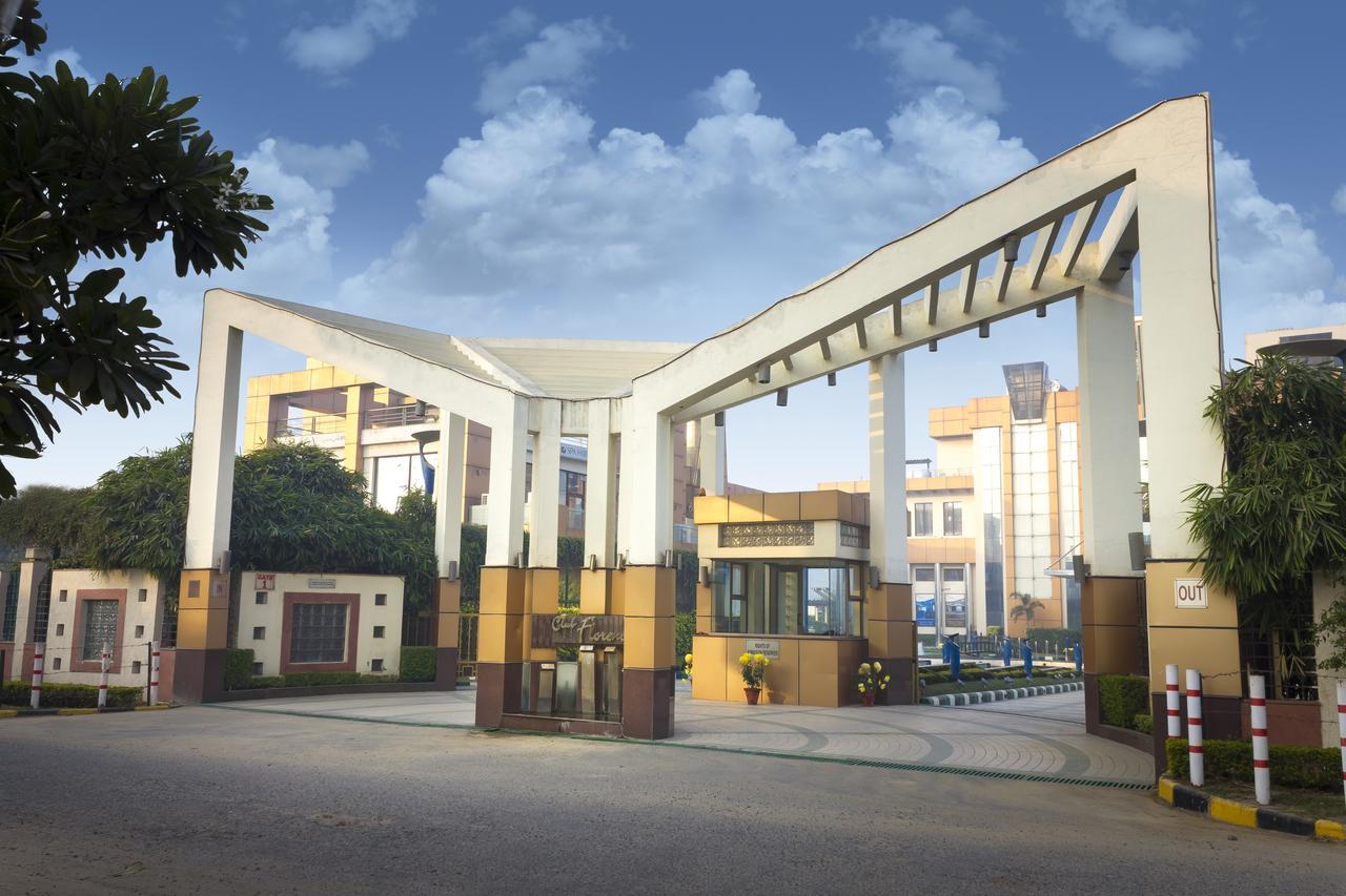 Club Florence Gurgaon Exterior foto